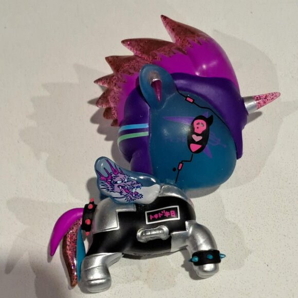 Series 12 unicorno Tokidoki Glow - Picture 1 of 1
